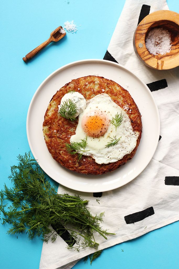 Huge-Potato-Rosti-with-Dill-Yoghurt-and-a-Fried-Egg-2